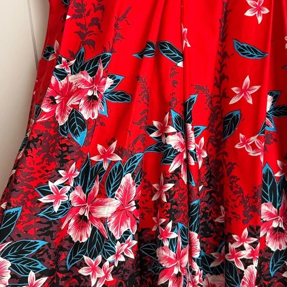 Deadly Dames Box Pleat Skirt - Large - EUC - Picture 2 of 3